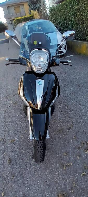 Piaggio Beverly 300 i.e. (2010 - 16) (2)