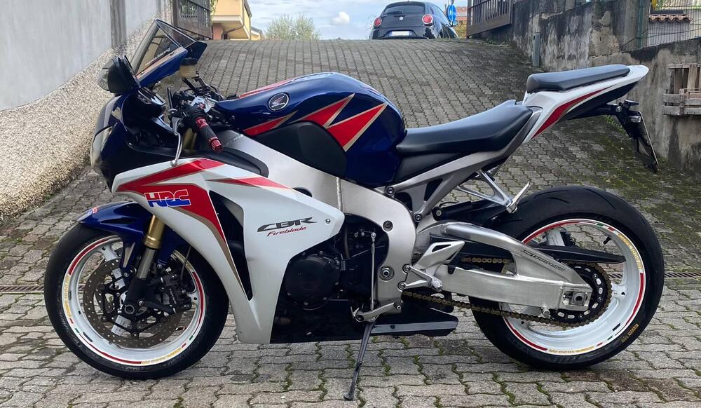 Honda CBR 1000 RR Fireblade (2008 - 11) (2)