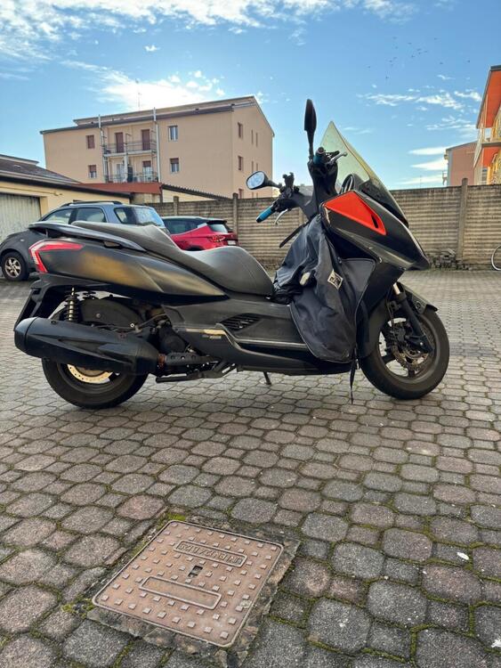 Kymco Downtown 300i (2009 - 17) (4)