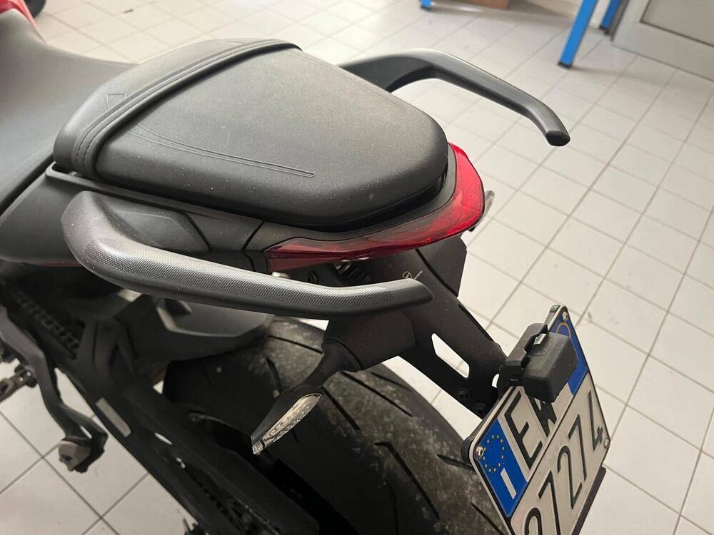 Ducati Monster 937 + (2021 - 25) (3)