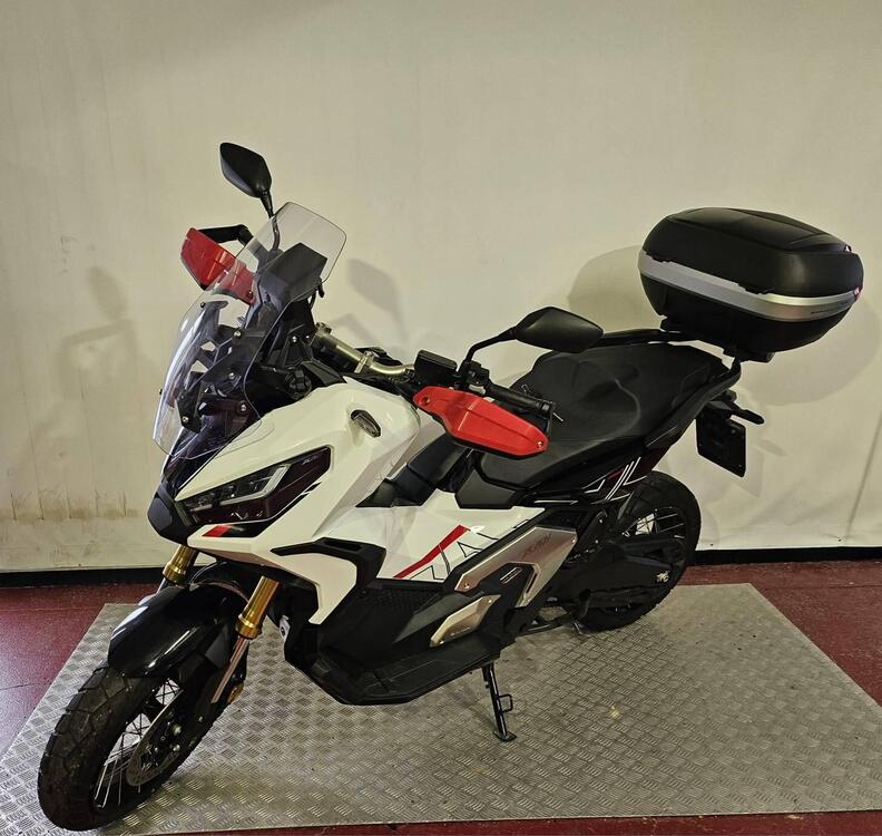 Honda X-ADV 750 DCT (2021 - 24) (2)