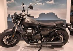 Moto Guzzi V9 Bobber (2021 - 25) nuova