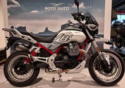 Moto Guzzi V85 TT (2024 - 25) nuova