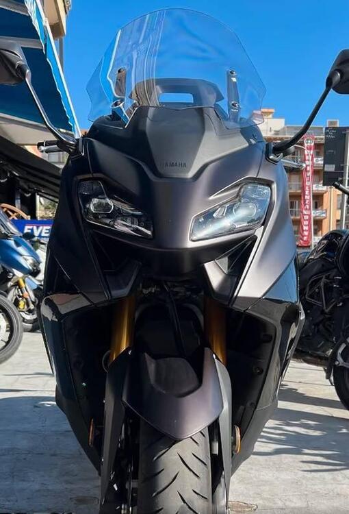 Yamaha T-Max 560 (2022 - 24) (2)