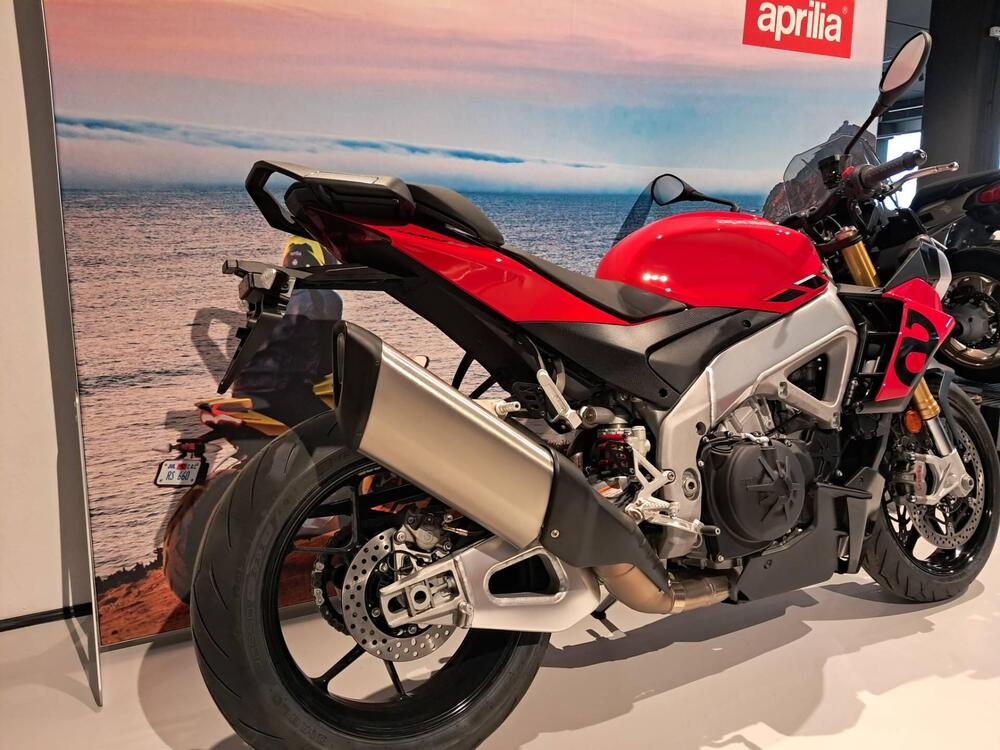 Aprilia Tuono 1100 V4 (2021 - 24) (4)