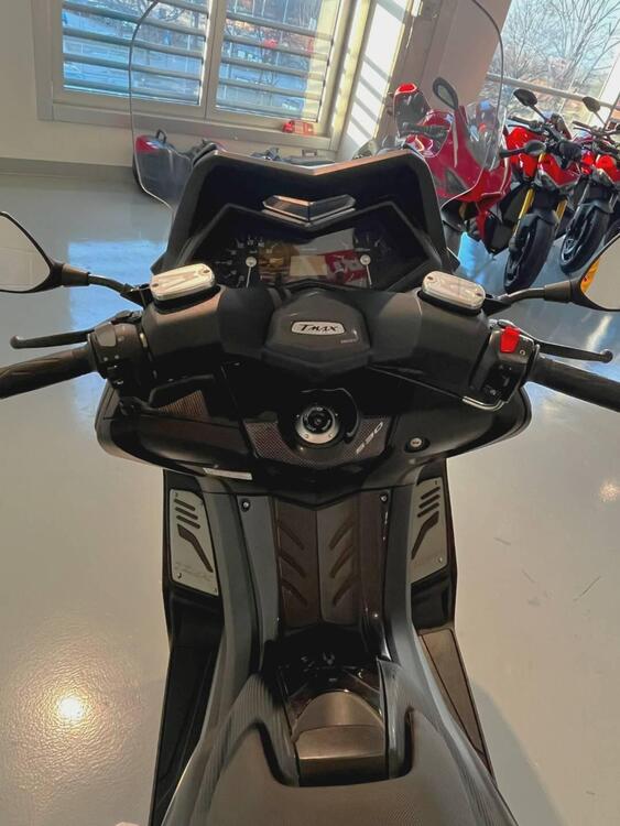 Yamaha T-Max 530 (2012 - 14) (3)