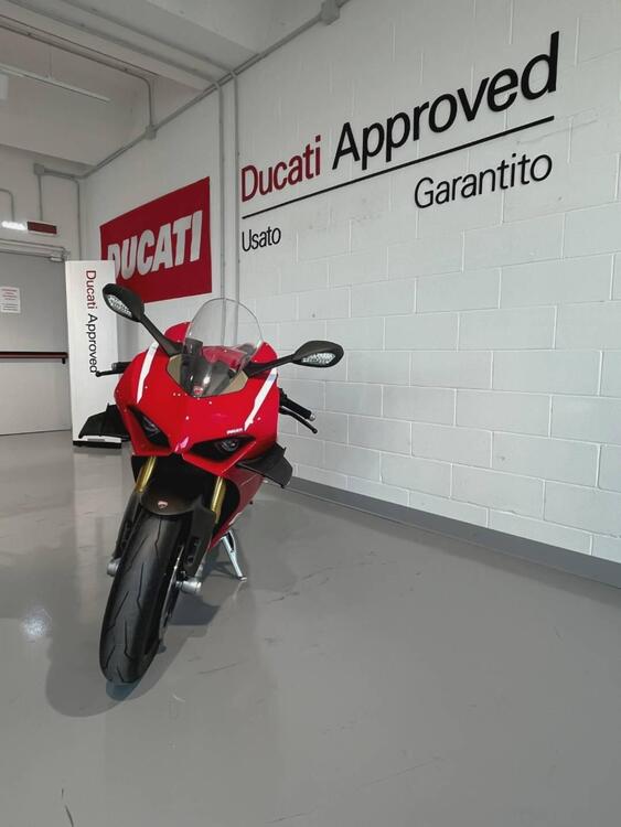 Ducati Panigale V4 S 1100 (2021) (2)