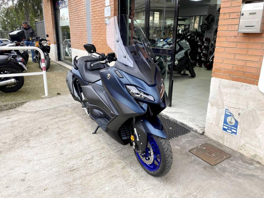 Yamaha T-Max 560 (2022 - 24) (2)