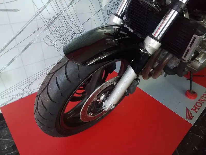 Honda Hornet 600 (2000 - 02) (3)