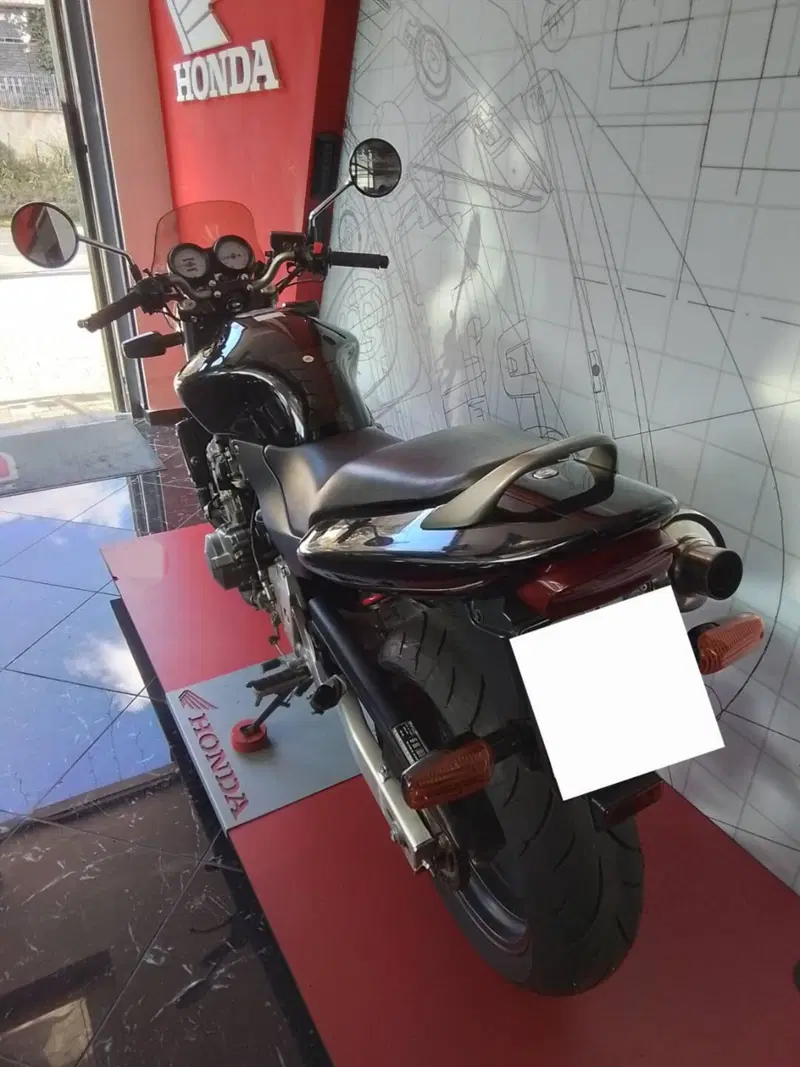 Honda Hornet 600 (2000 - 02) (10)