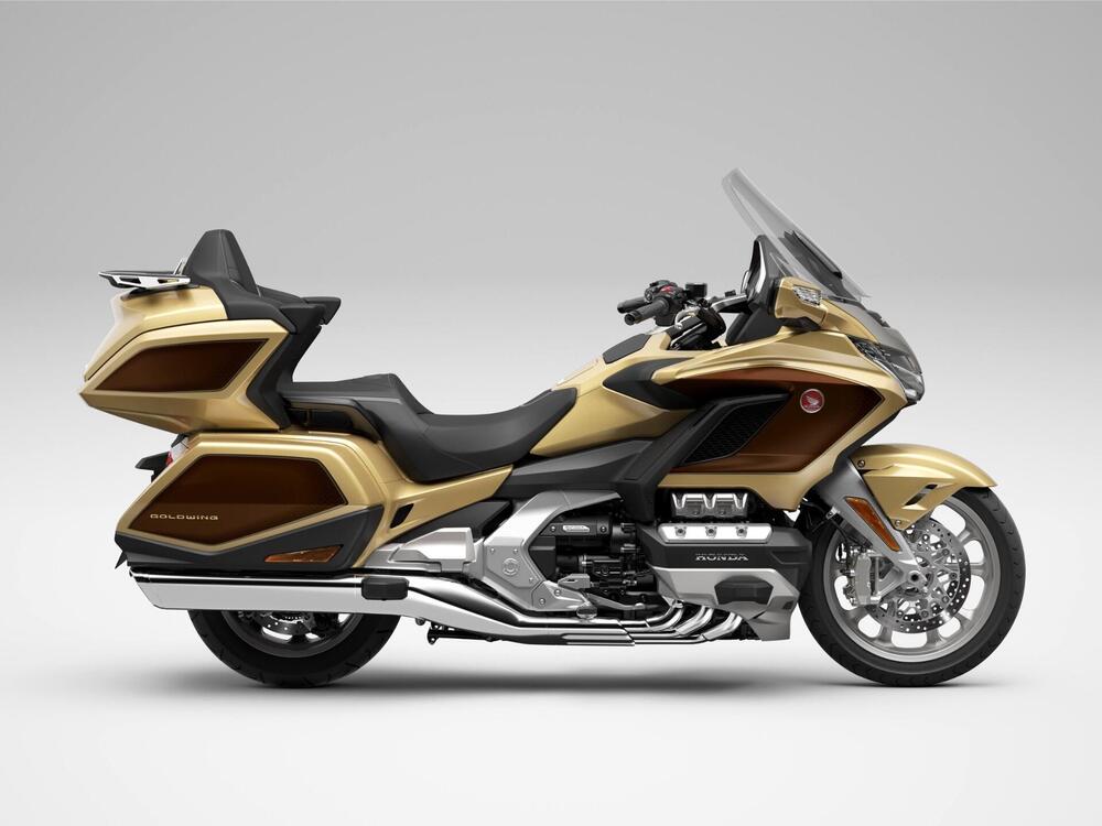 Honda GL 1800 Gold Wing Tour DCT & Airbag (2022 - 24)