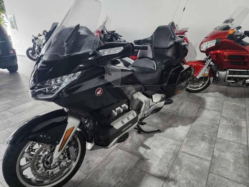 Honda GL 1800 Gold Wing Tour DTC (2018 - 20) (2)