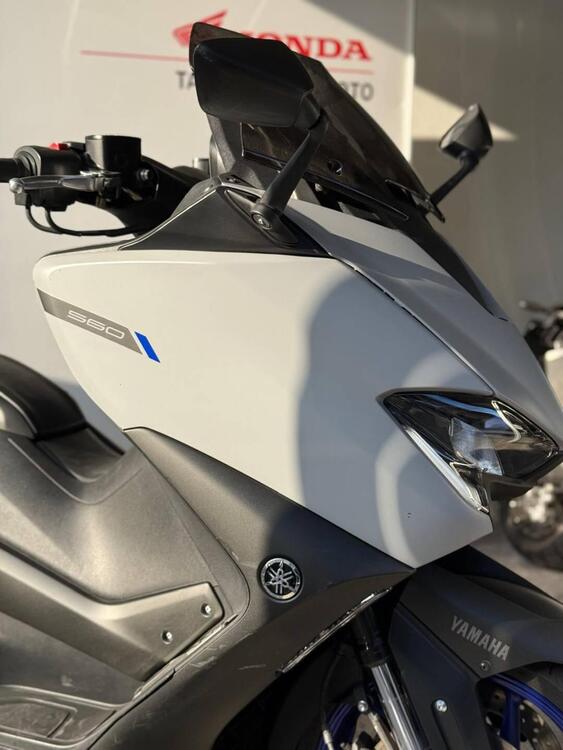 Yamaha T-Max 560 (2020 - 21) (2)