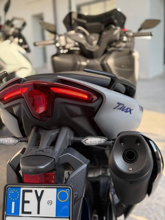 Yamaha T-Max 560 (2020 - 21) (4)