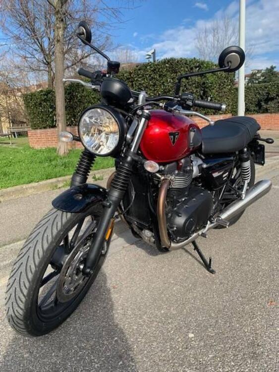 Triumph Speed Twin 900 Chrome Edition (2023) (2)