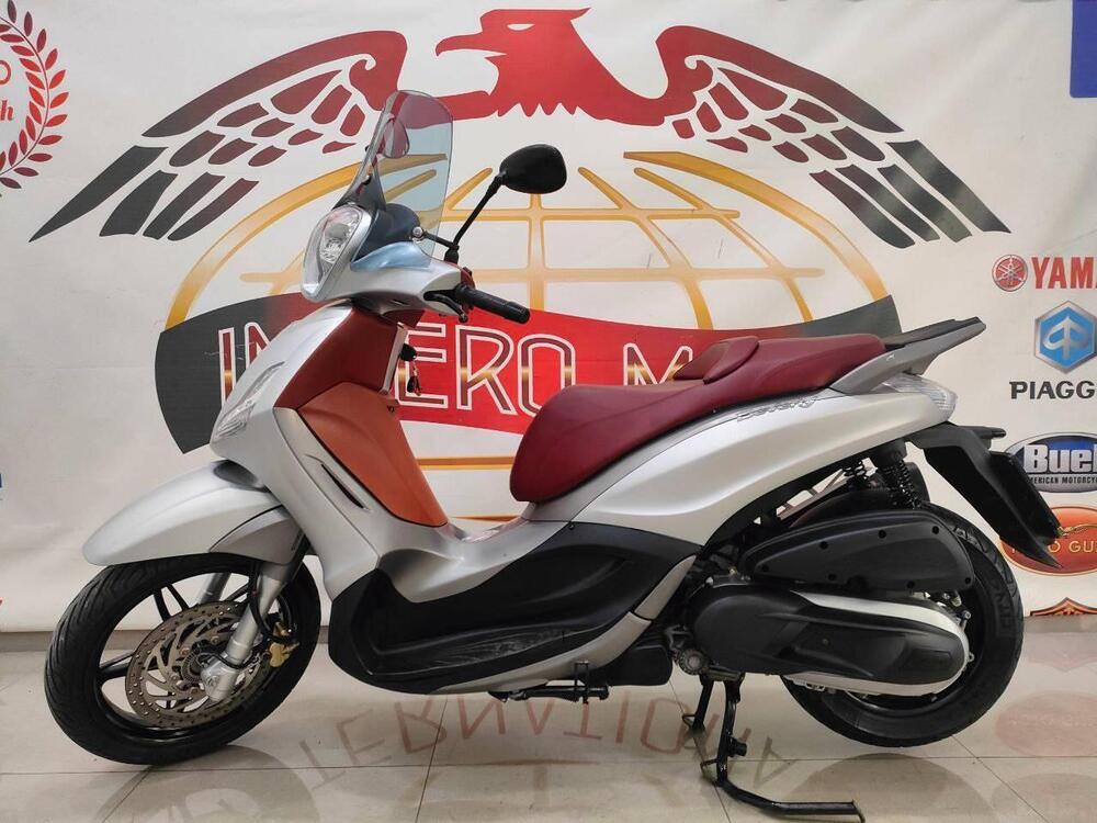 Piaggio Beverly 350 SportTouring ie ABS (2011 - 17)