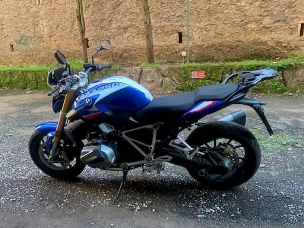 Bmw R 1250 R (2021 - 25) (3)