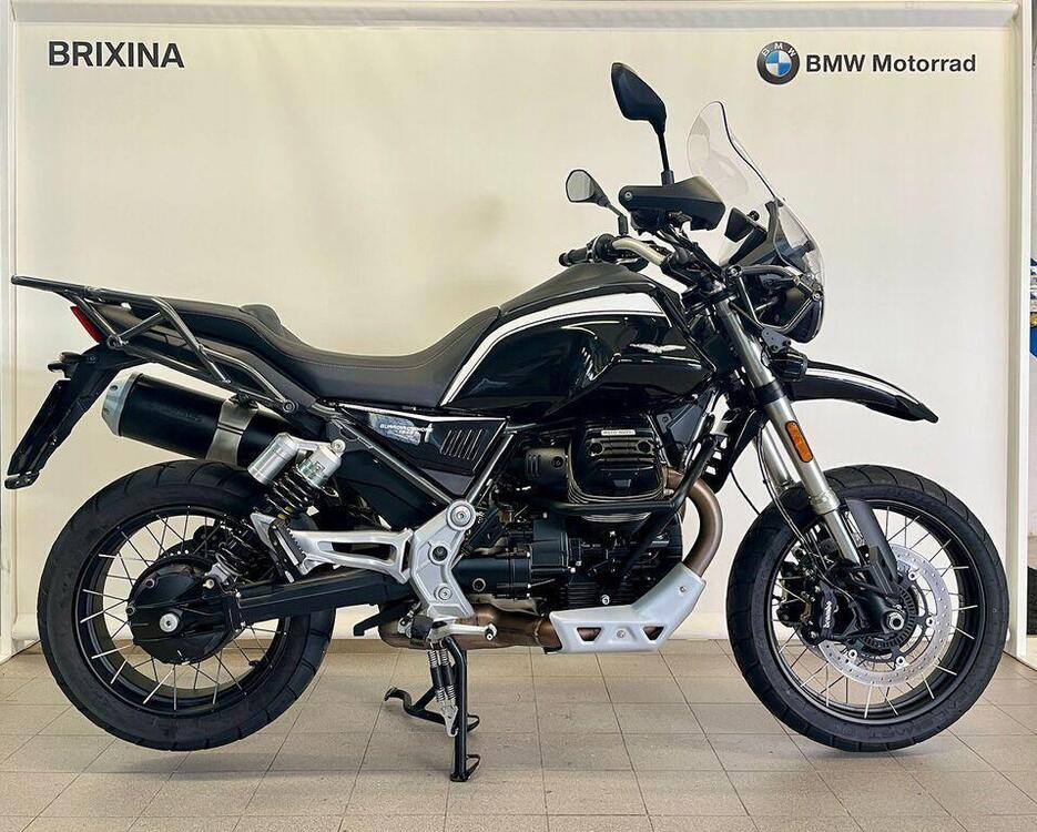 Moto Guzzi V85 TT (2021 - 23) (2)