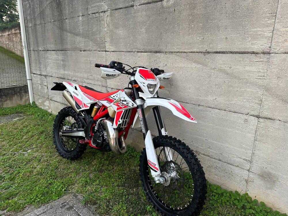 Betamotor RR 125 2T Enduro (2018) (4)