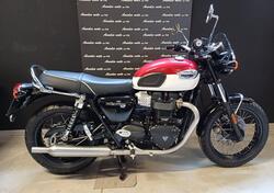 Triumph Bonneville T100 (2021 - 25) usata