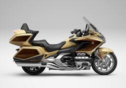 Honda GL 1800 Gold Wing Tour DCT & Airbag (2022 - 25) nuova