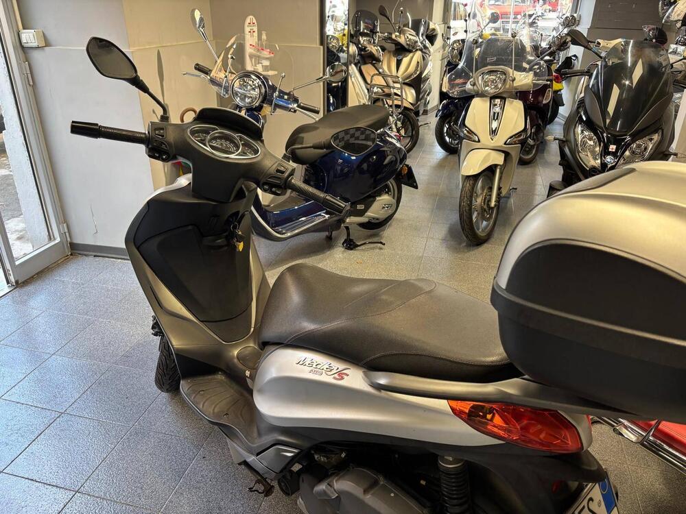 Piaggio Medley 125 S ABS (2020) (2)