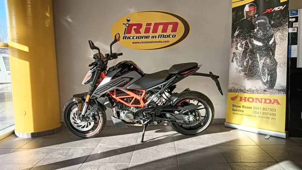 KTM 125 Duke (2021 - 23) (4)