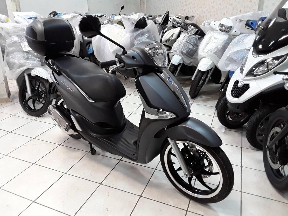 Piaggio Liberty S 50 4T (2020) (3)