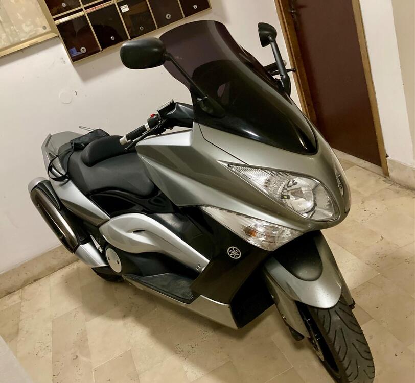 Yamaha T-Max 500 (2008 - 12) (2)