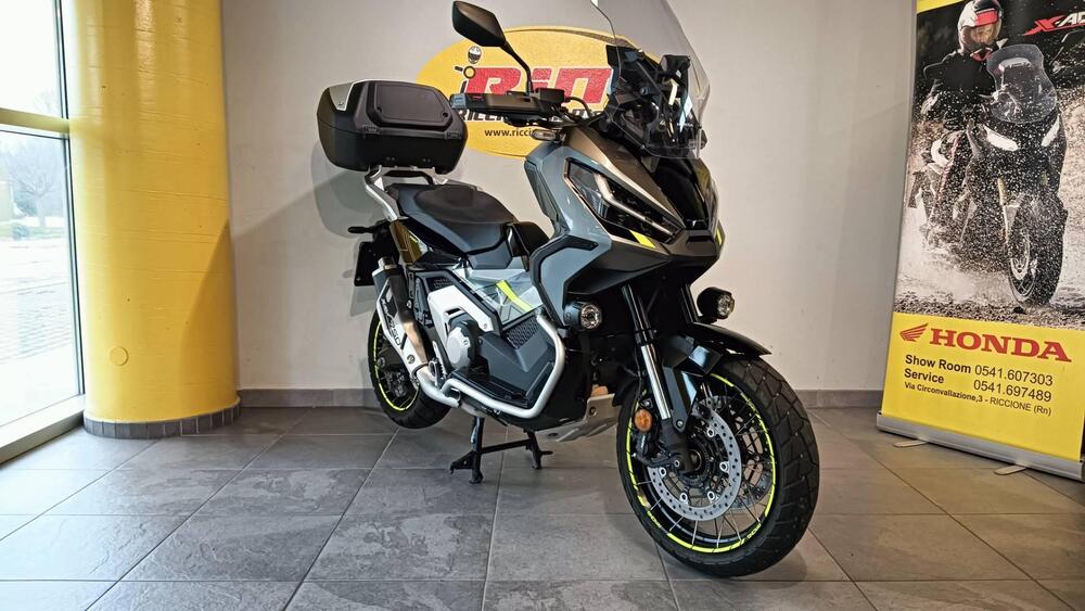 Honda X-ADV 750 DCT Adventure (2021 - 24) (2)