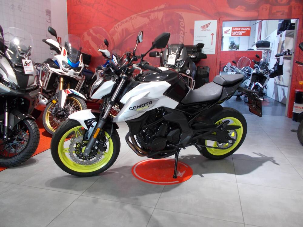 CFMOTO 650NK (2021 - 24)