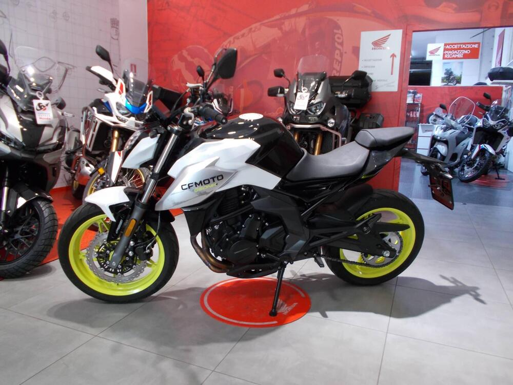 CFMOTO 650NK (2021 - 24) (3)