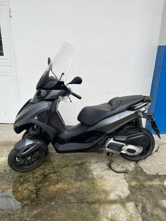 Piaggio Mp3 300 LT Yourban Sport (2017 - 19) (3)