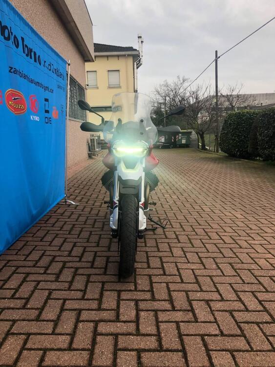 Moto Guzzi V85 TT (2019 - 20) (2)