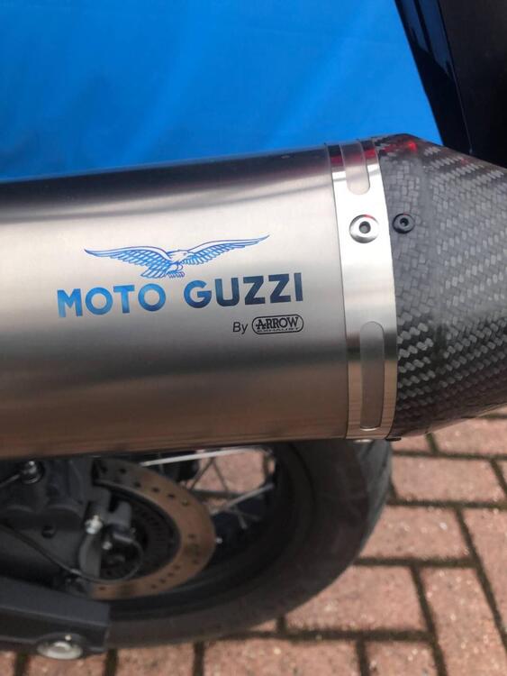 Moto Guzzi V85 TT (2019 - 20) (5)