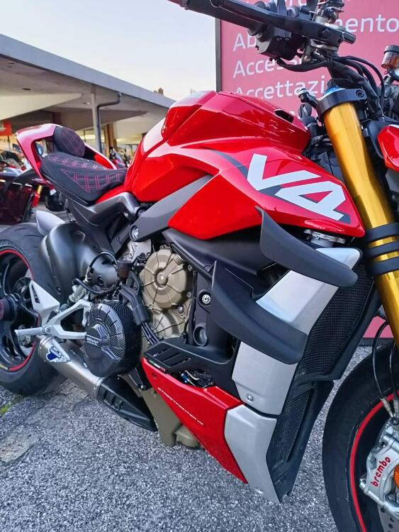 Ducati Streetfighter V4 1100 S (2021 - 22) (3)