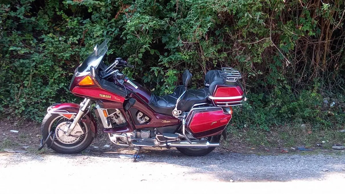 Yamaha XVZ 12 VENTURE (13)
