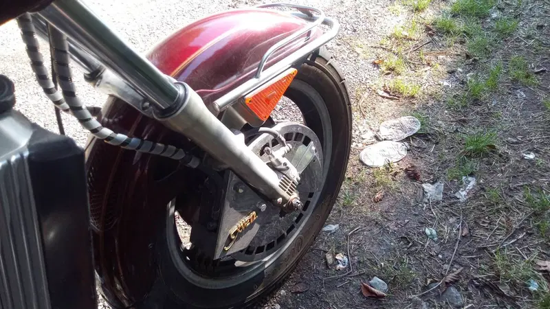 Yamaha XVZ 12 VENTURE (8)