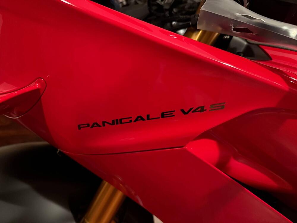 Ducati Panigale V4 S (2025) (3)