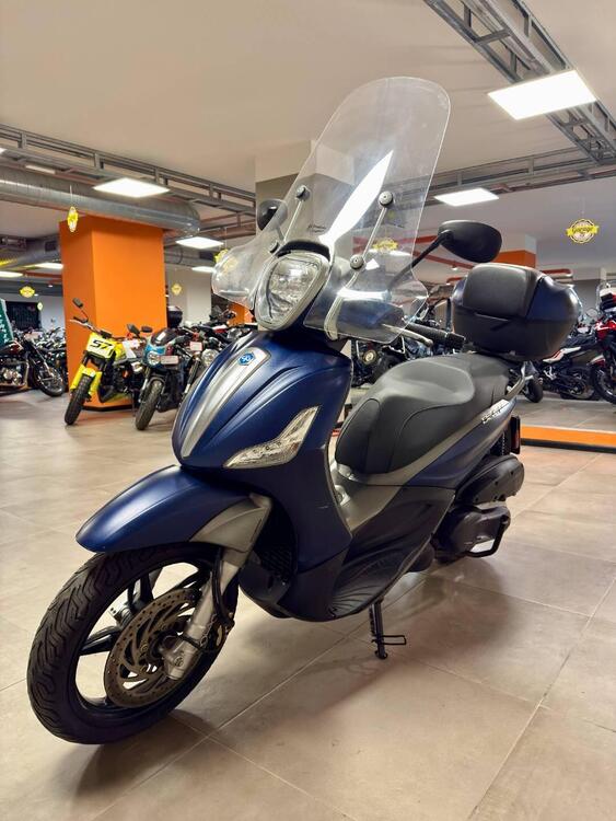 Piaggio Beverly 350 S ABS (2019 - 20) (3)