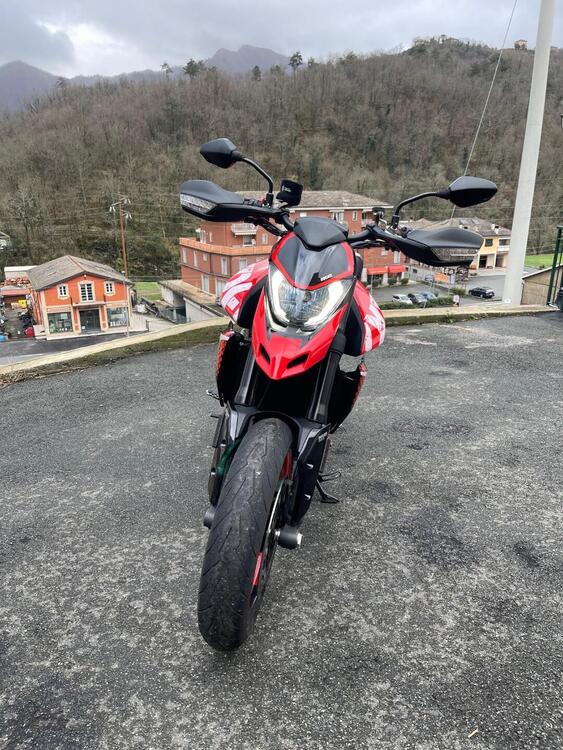 Ducati Hypermotard 950 RVE (2022 - 25) (2)