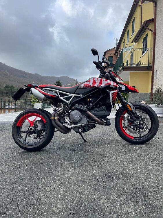 Ducati Hypermotard 950 RVE (2022 - 25) (5)