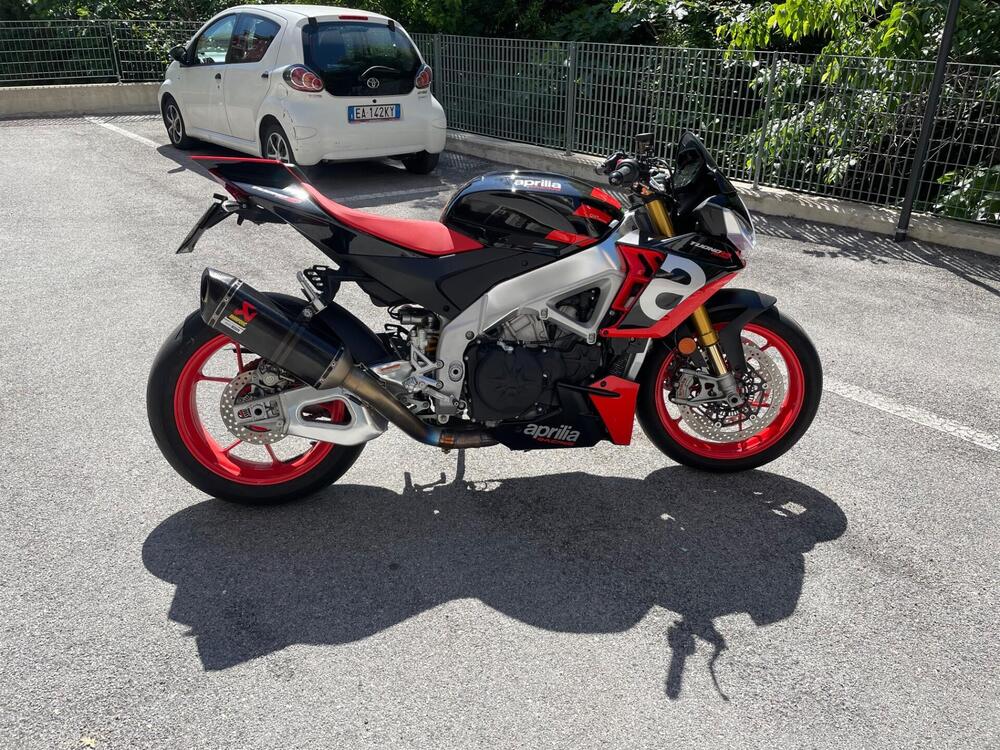 Aprilia Tuono 1100 V4 Factory (2021 - 24)