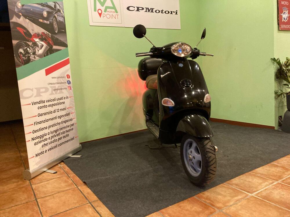 Piaggio Vespa 125 Primavera ET3 (4)