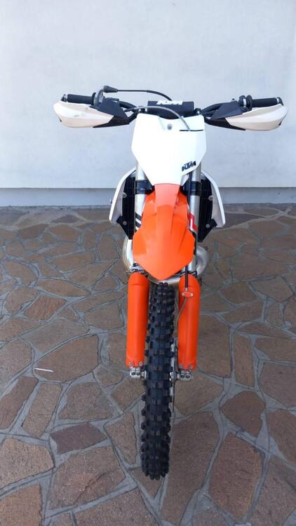 KTM 250 SX (2017) (2)