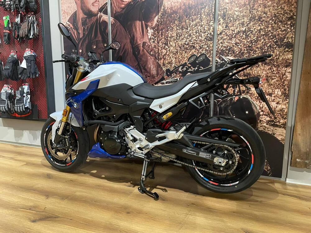 Bmw F 900 R (2021 - 24) (4)