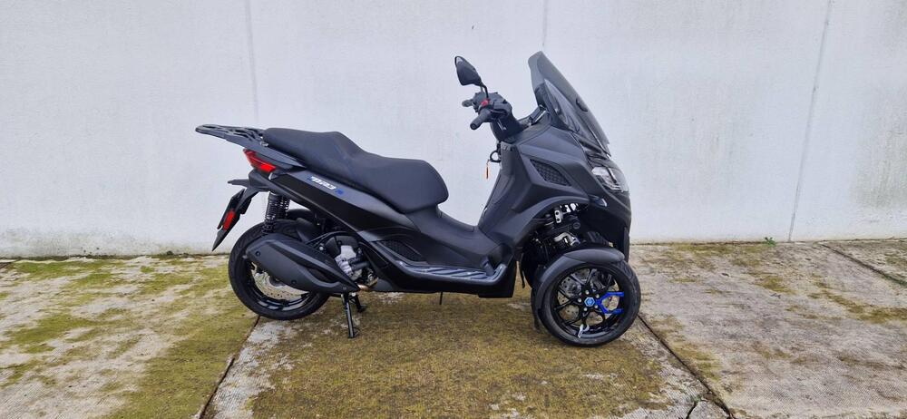 Piaggio MP3 310 Sport (2025) (2)