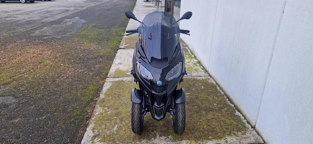 Piaggio MP3 310 Sport (2025) (3)