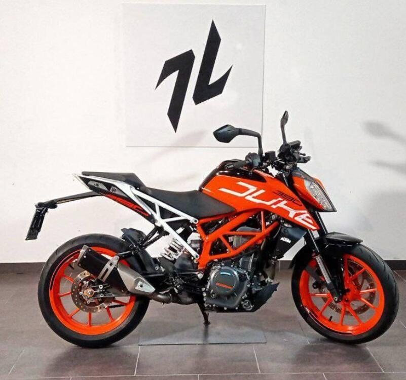 KTM 390 Duke (2021 - 23) (4)