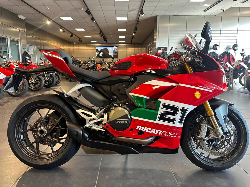 Ducati Panigale V2 Bayliss 1st Championship 20th Anniversary (2021 - 24)